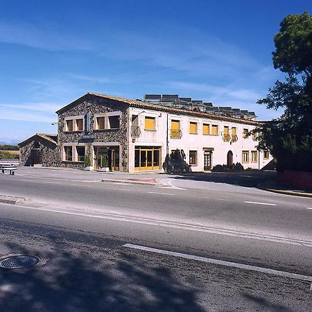Hostal Mallorquines Riudarenes Luaran gambar