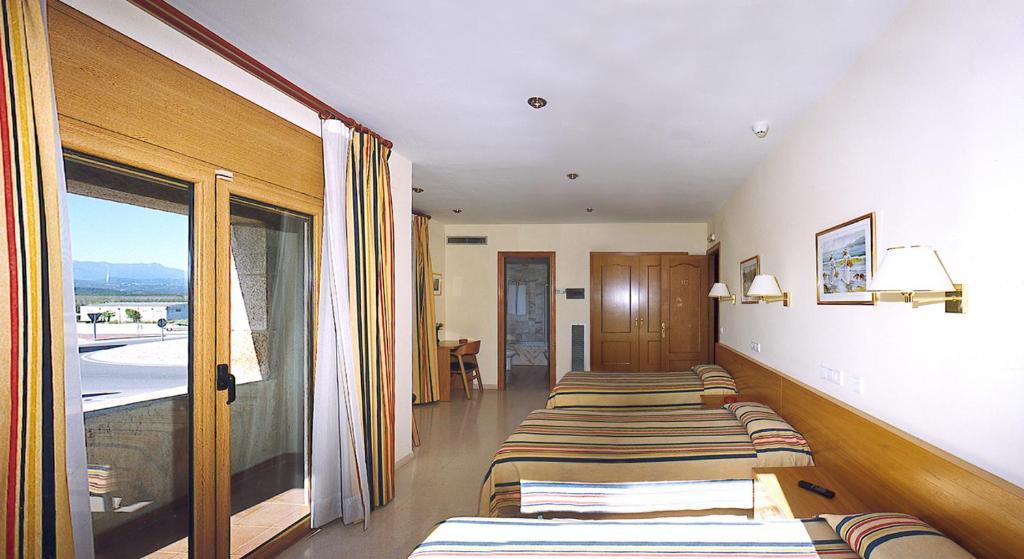 Hostal Mallorquines Riudarenes Luaran gambar